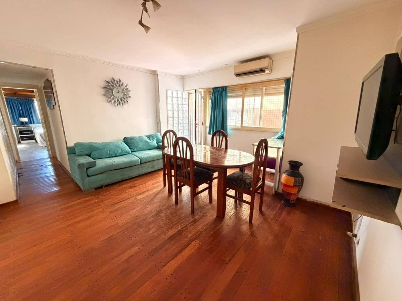 Departamento con Terraza Propia y Parrilla en Microcentro – Oportunidad
