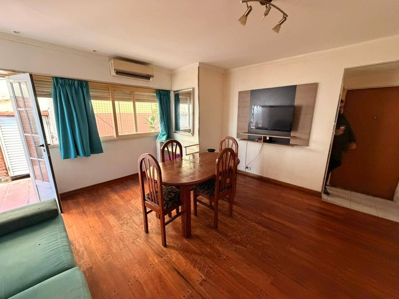 Departamento con Terraza Propia y Parrilla en Microcentro – Oportunidad — foto 3