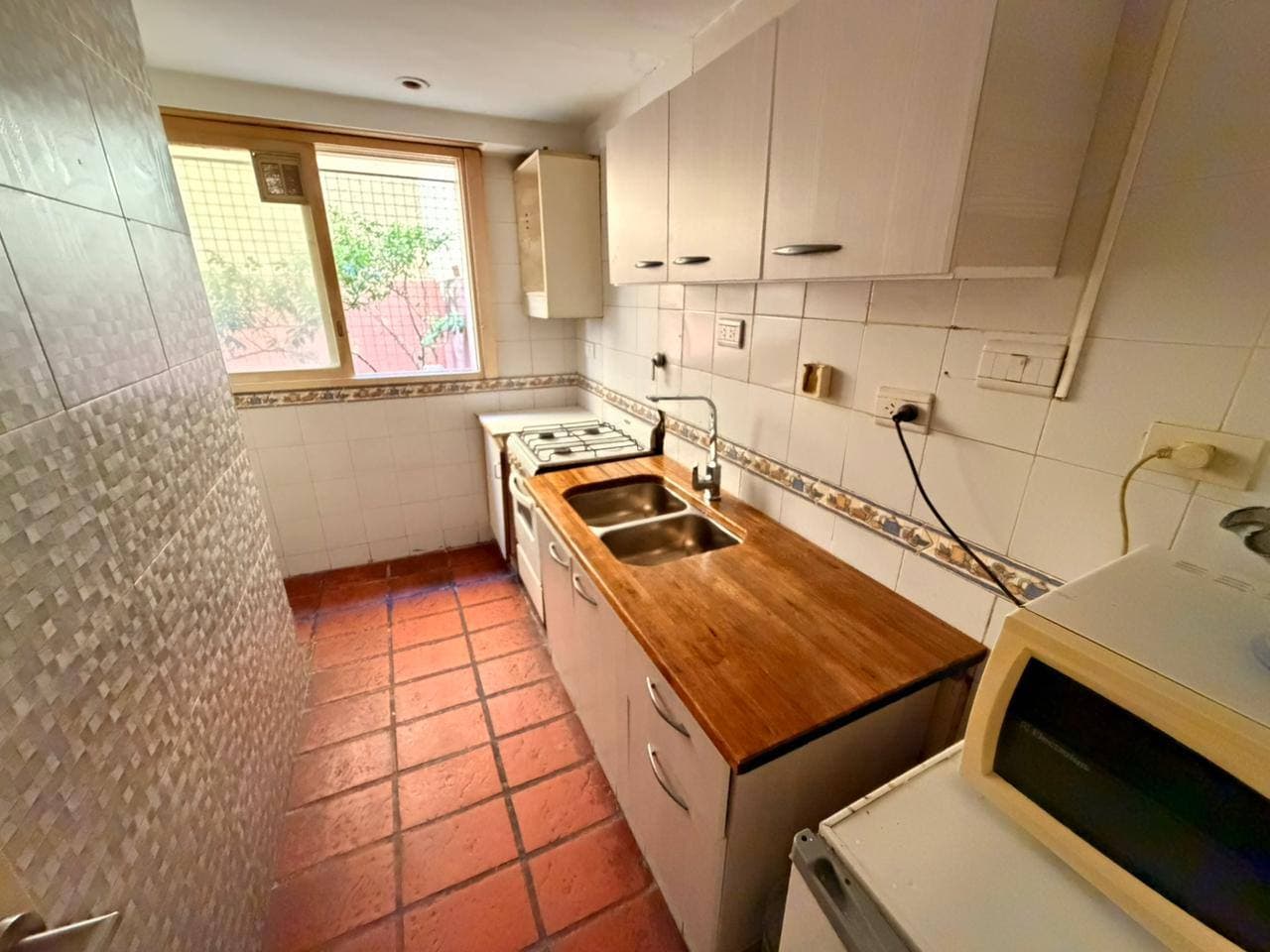 Departamento con Terraza Propia y Parrilla en Microcentro – Oportunidad — foto 7