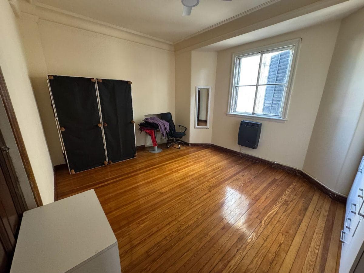 Venta | Piso de 5 Ambientes Frente Al Obelisco | Excelente Distribución y Amplitud — foto 5